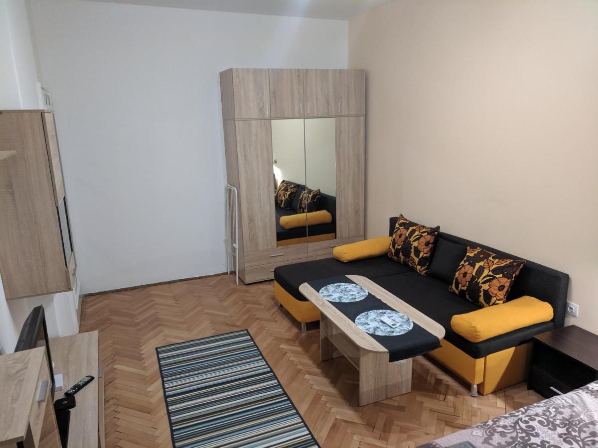 Convenient New Near Metro Station By Flat Mаnager Апартамент *